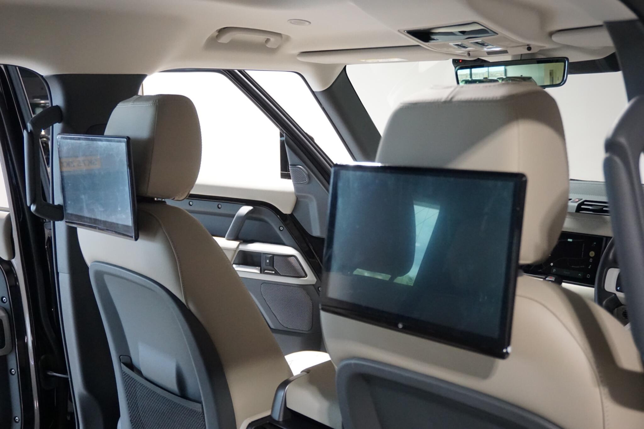 Land Rover Defender 110 3.0 D250 MHEV XS Edition SUV 5dr Diesel Auto 4WD Euro 6 (s/s) (250 ps)